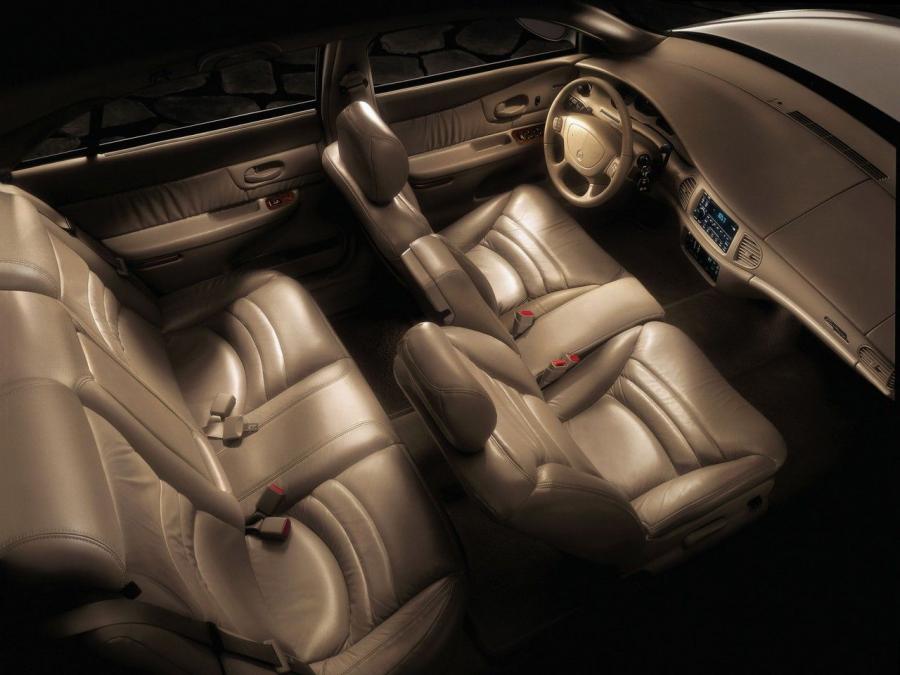 Интерьер Buick Century 1997 года  (фото 21 из 27)